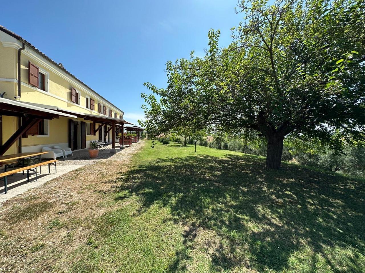 Casale Casini Soccorso Hostal Senigallia Exterior foto